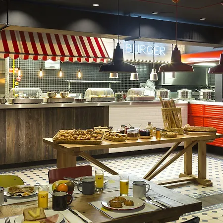 Rockypop Chamonix - Otel 3*