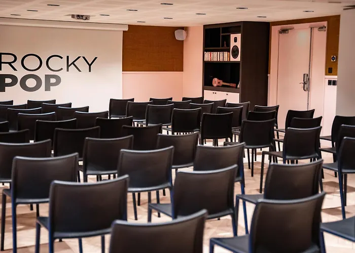 Rockypop Chamonix - 3* 레우쉬